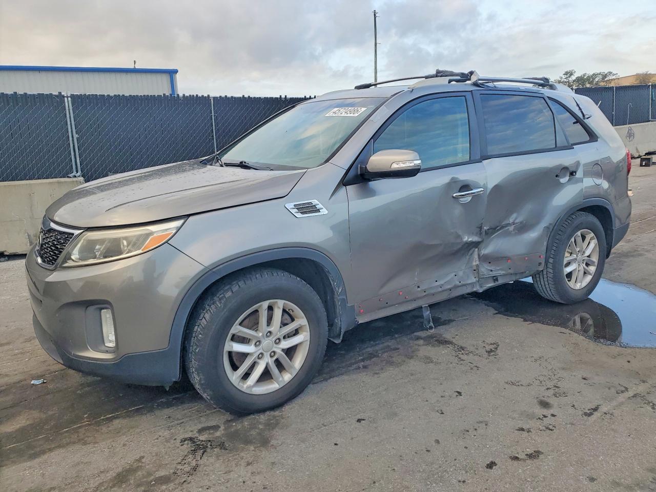 2015 KIA SORENTO