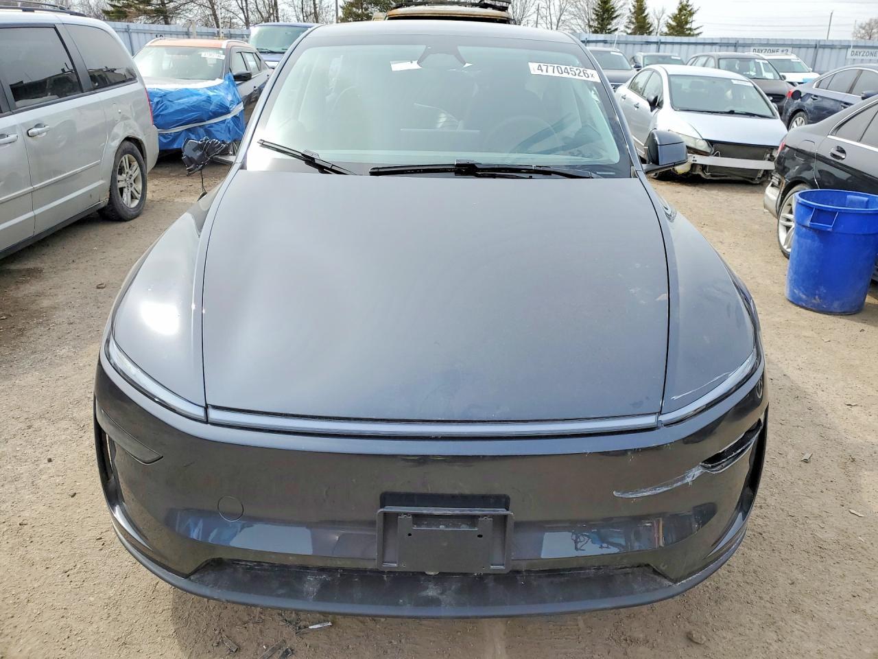 2026 TESLA MODEL Y