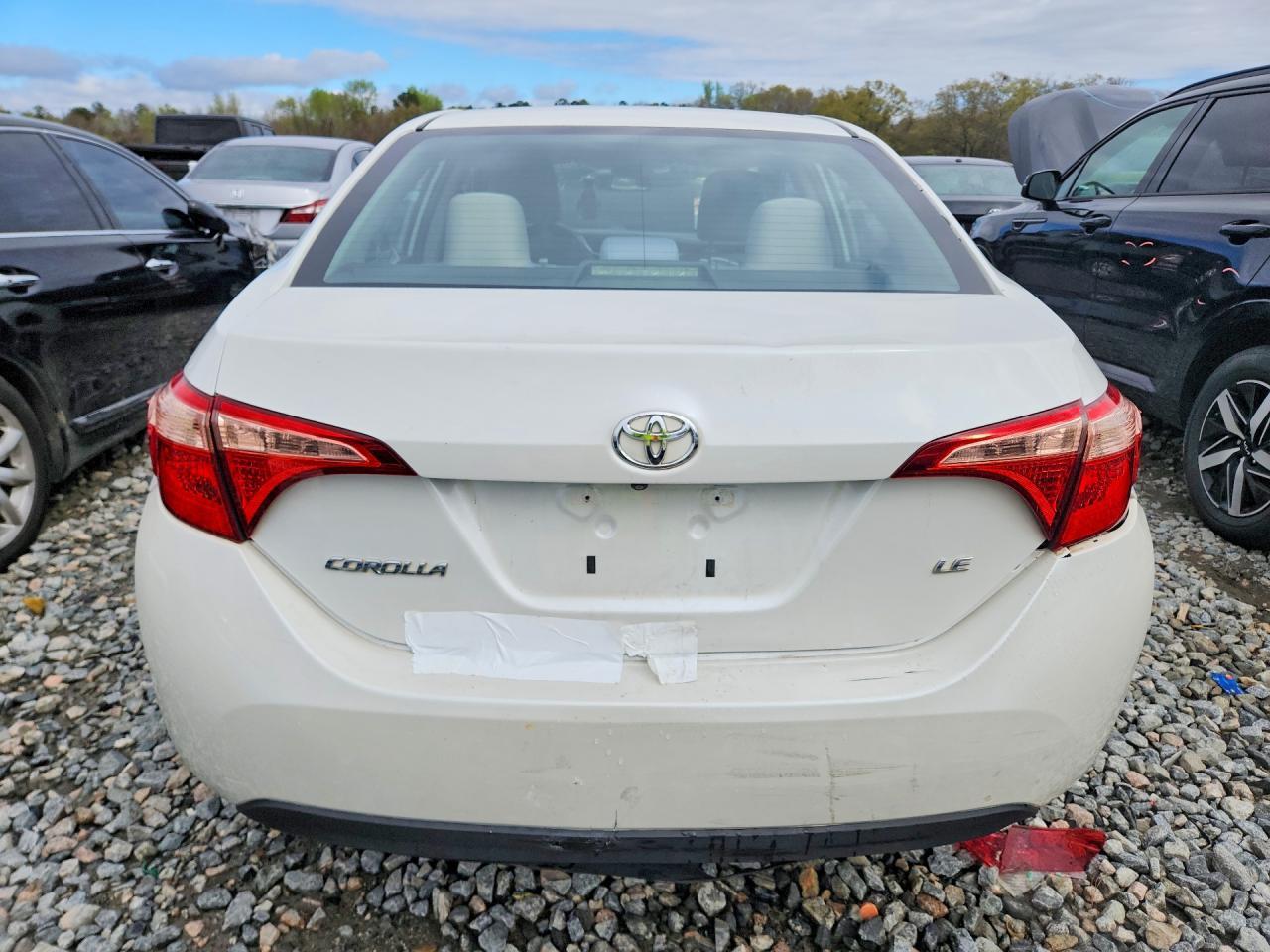 2017 TOYOTA COROLLA