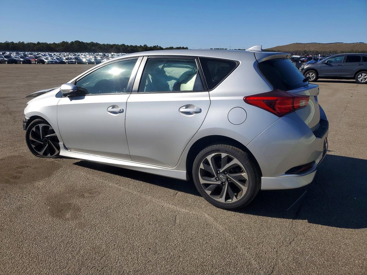 2018 TOYOTA COROLLA