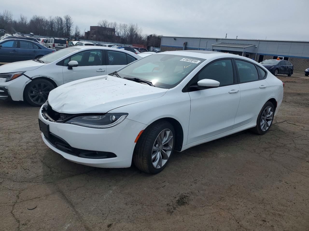 2015 CHRYSLER 200