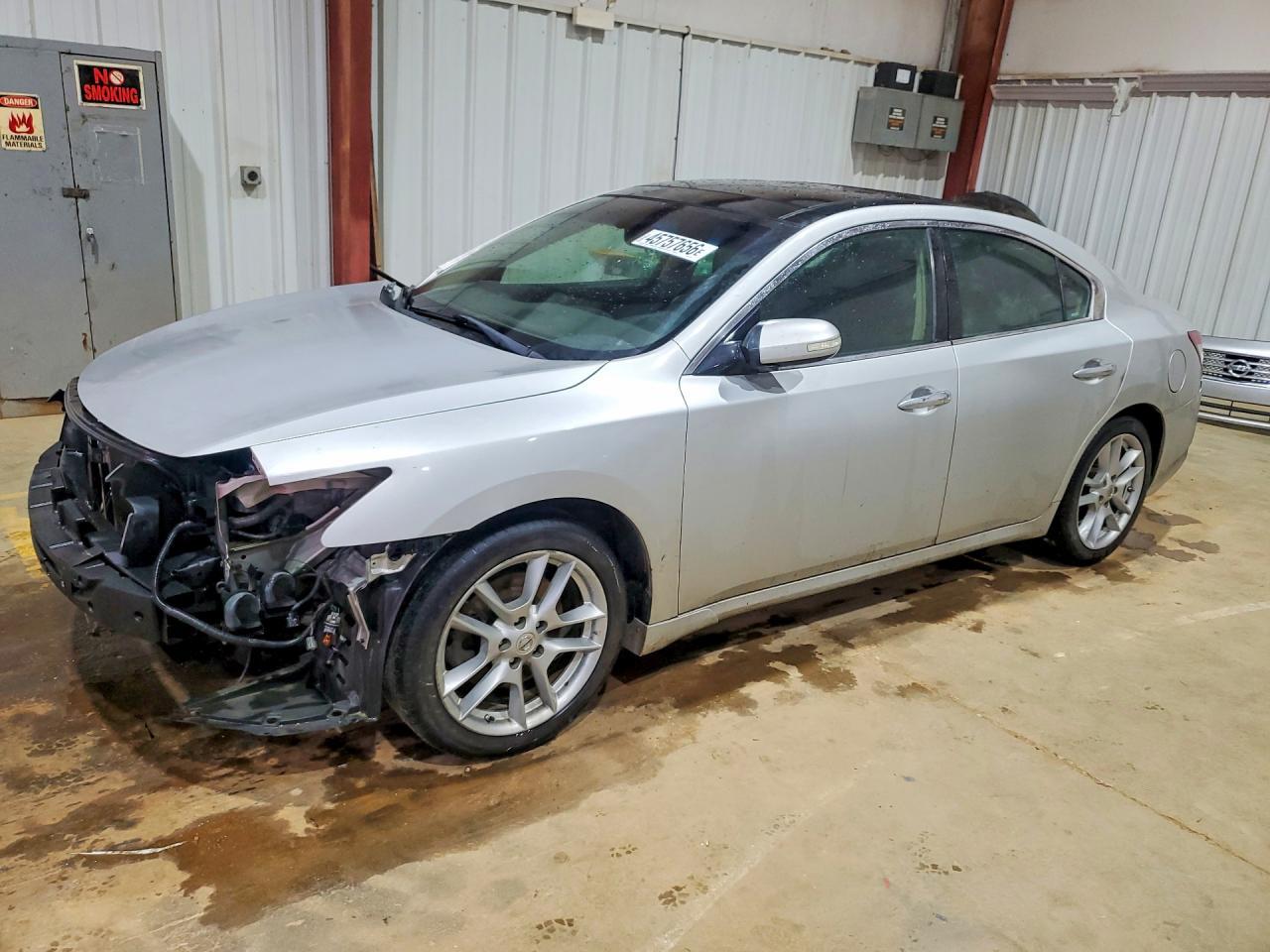 2011 NISSAN Maxima