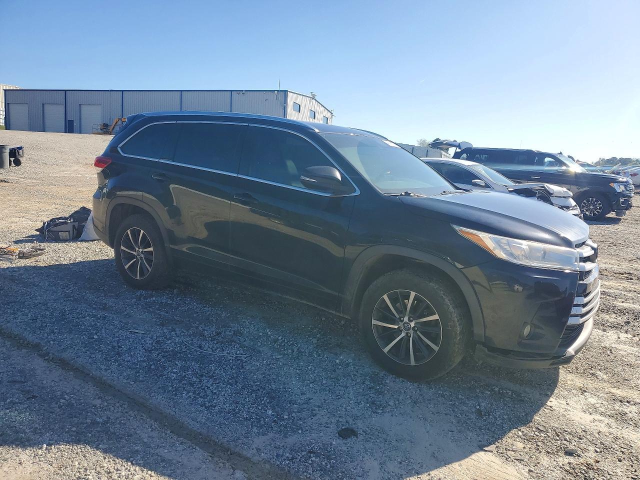 2018 TOYOTA HIGHLANDER