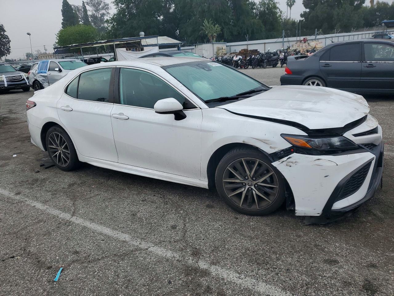 2021 TOYOTA CAMRY