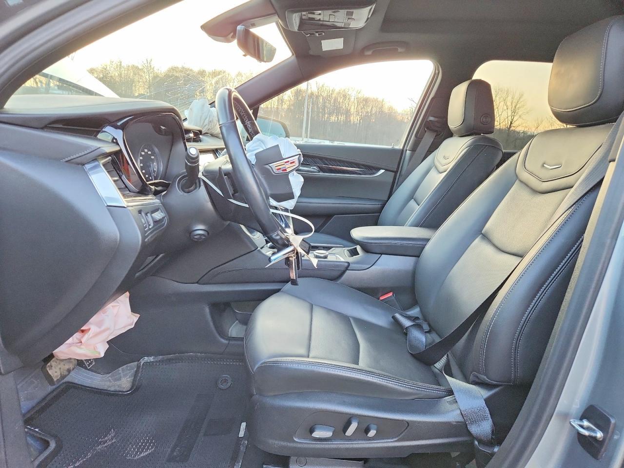 2023 CADILLAC XT6