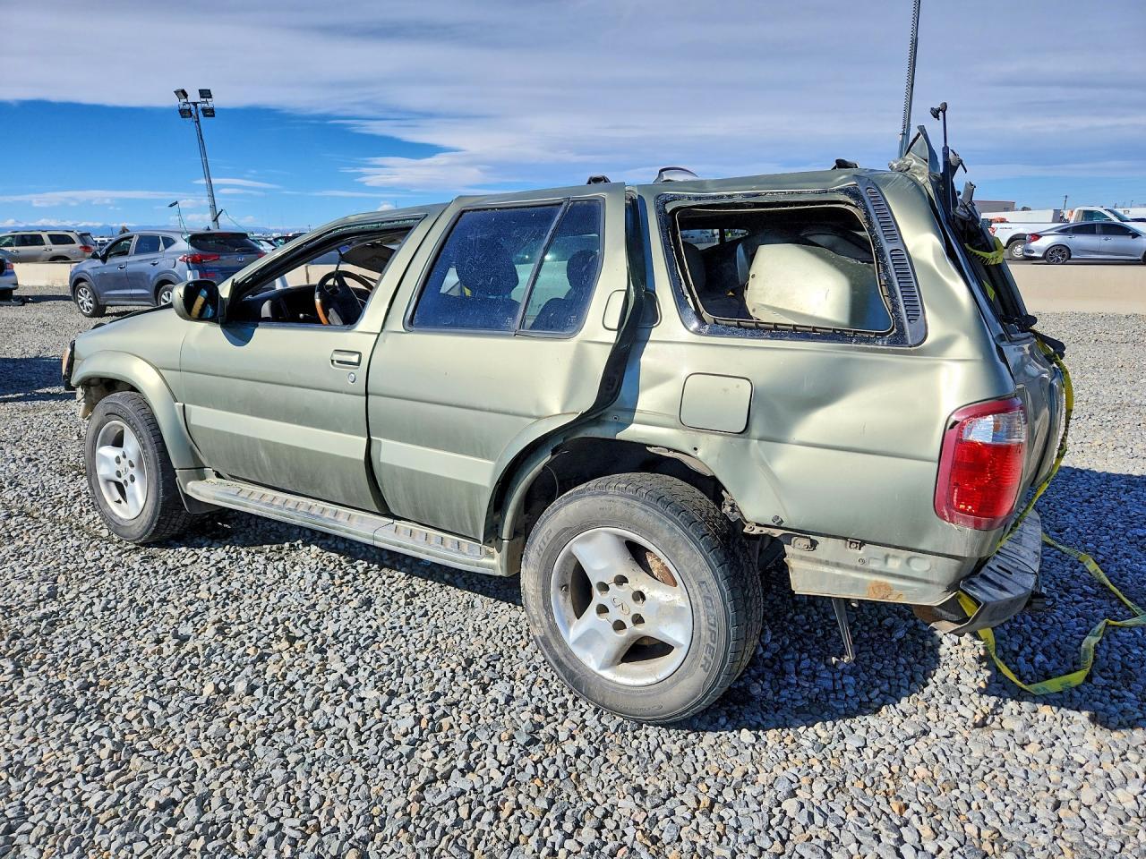 2001 INFINITI QX4
