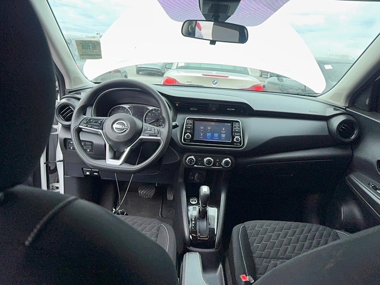 2022 NISSAN KICKS