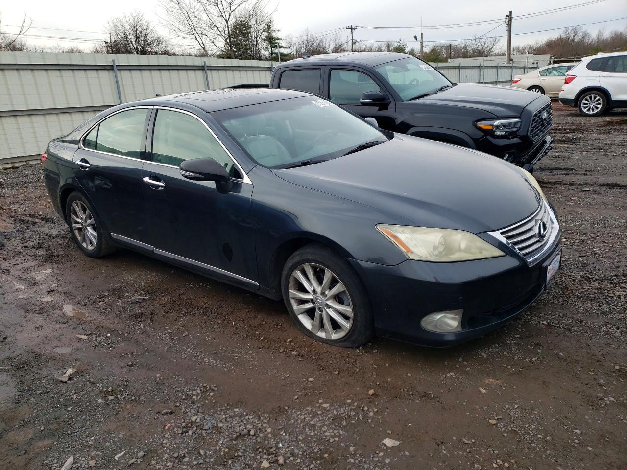 2011 LEXUS ES 350