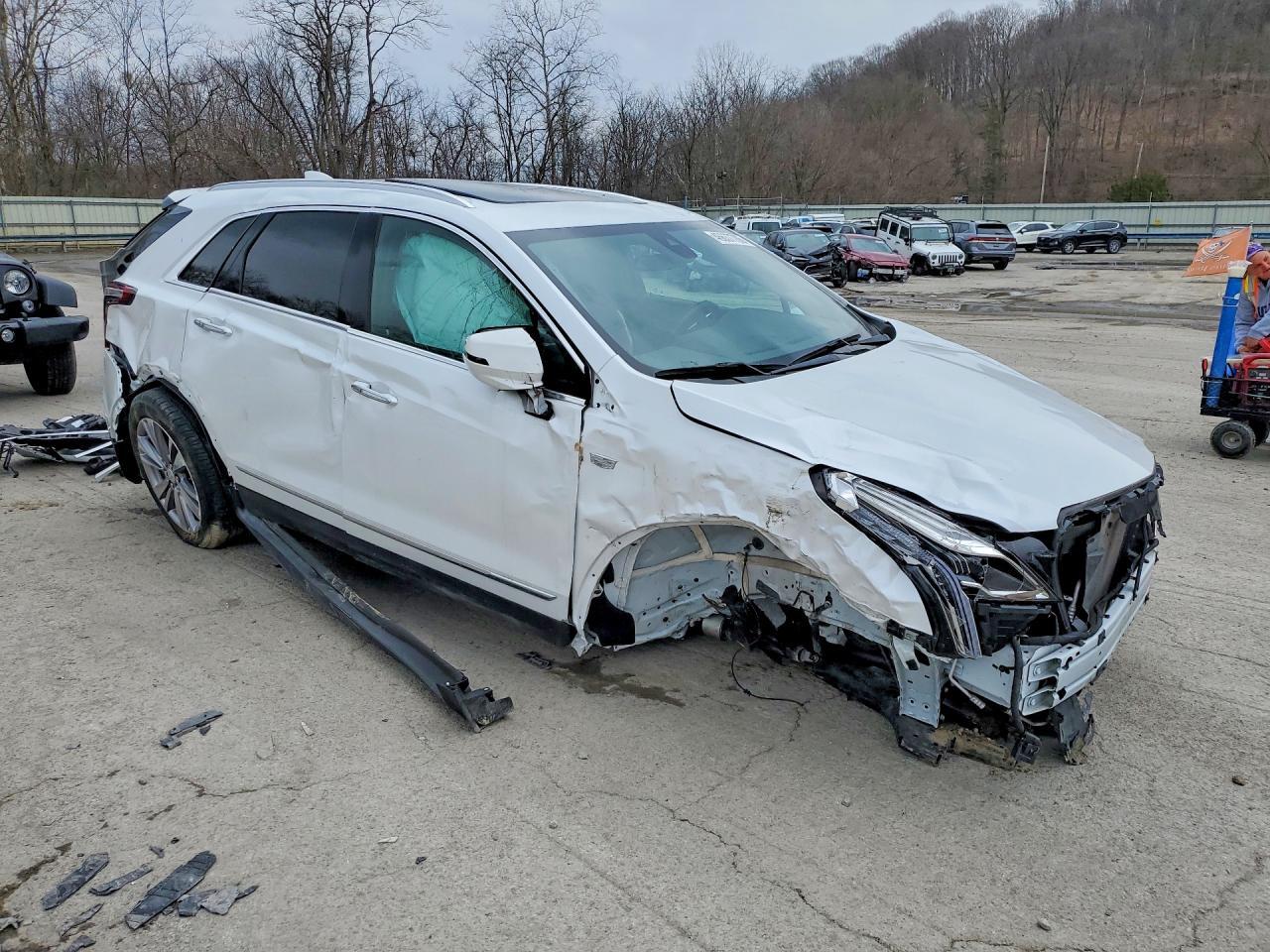 2024 CADILLAC XT5