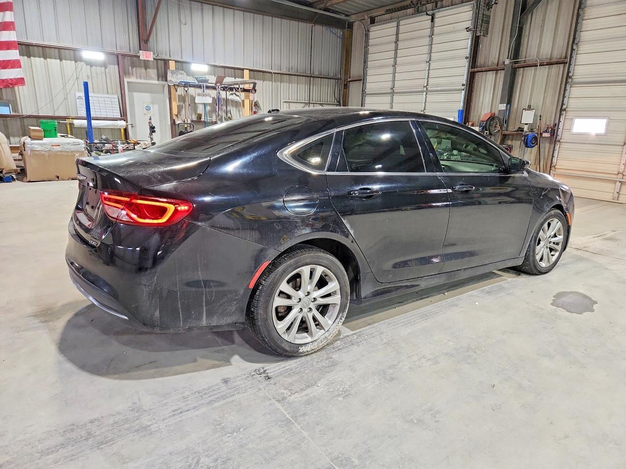 2016 CHRYSLER 200