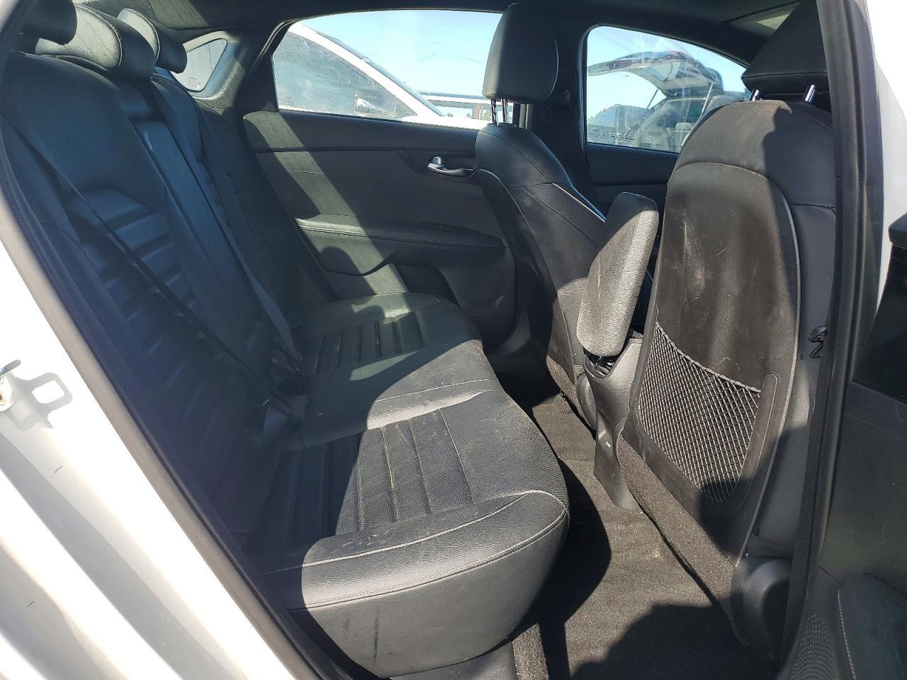 2022 KIA FORTE