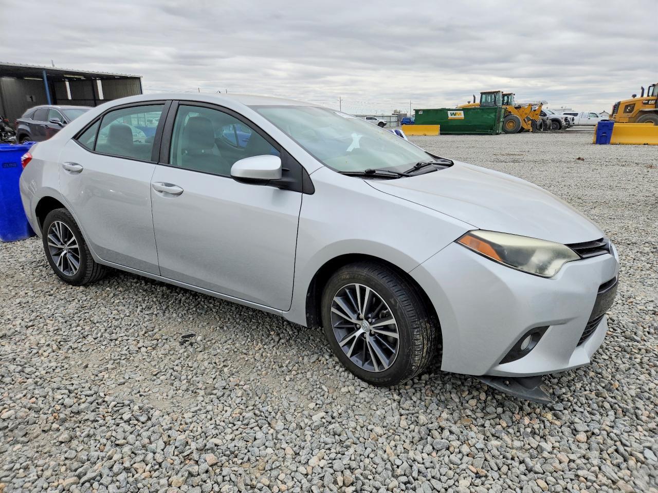2016 TOYOTA COROLLA