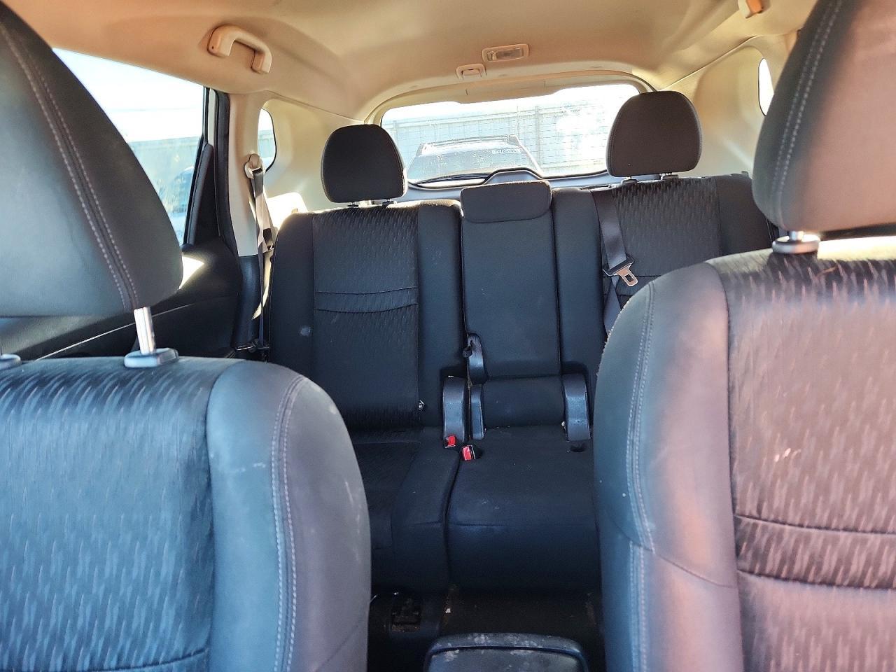 2017 NISSAN ROGUE