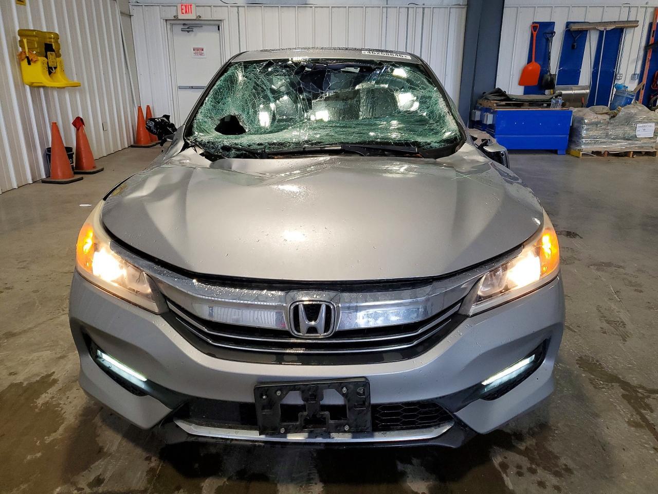 2016 HONDA ACCORD