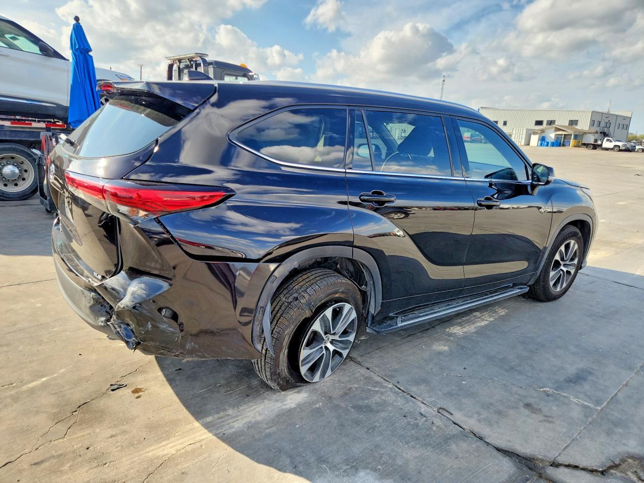 2020 TOYOTA HIGHLANDER