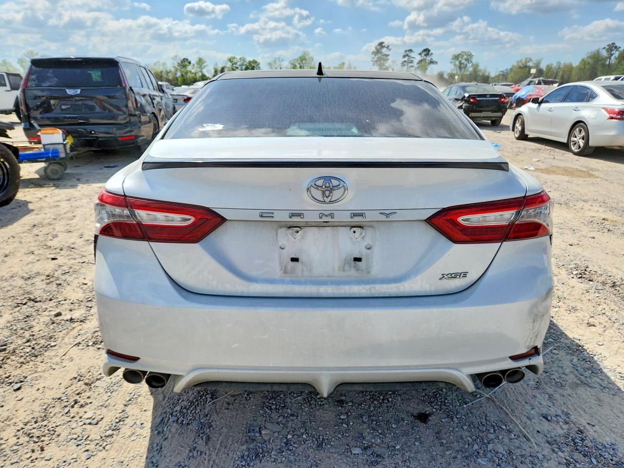 2019 TOYOTA CAMRY