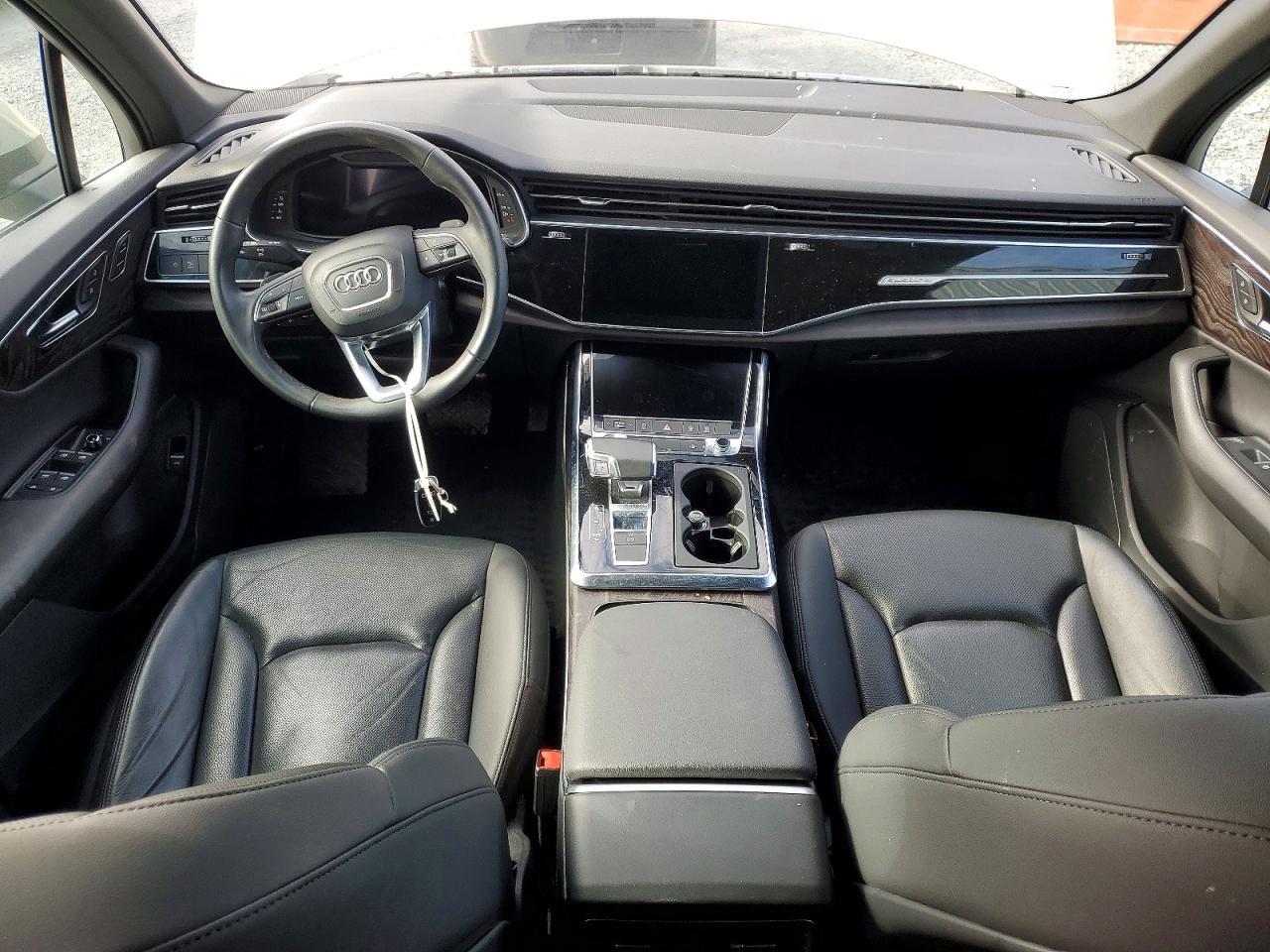 2022 AUDI Q7