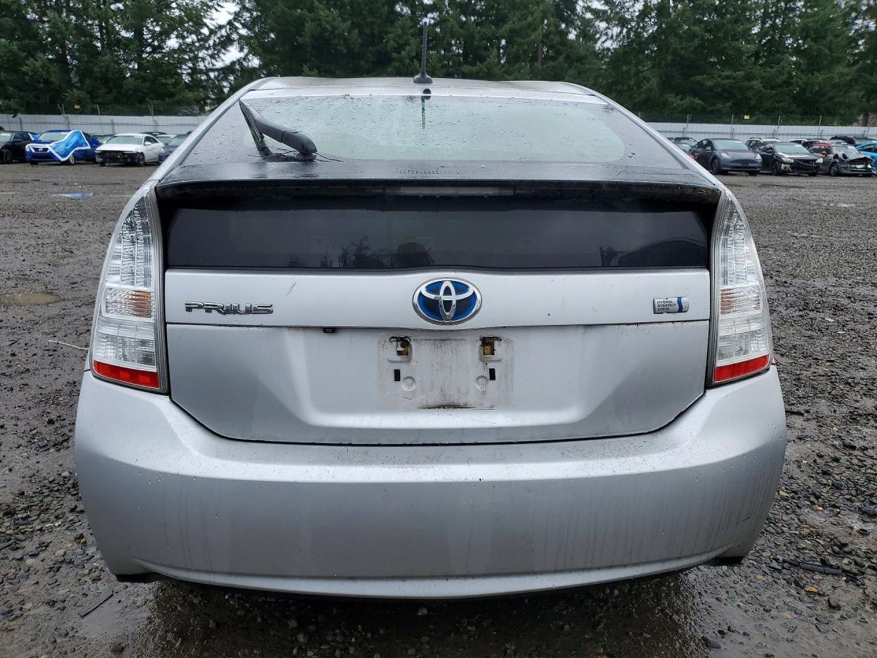 2011 TOYOTA PRIUS