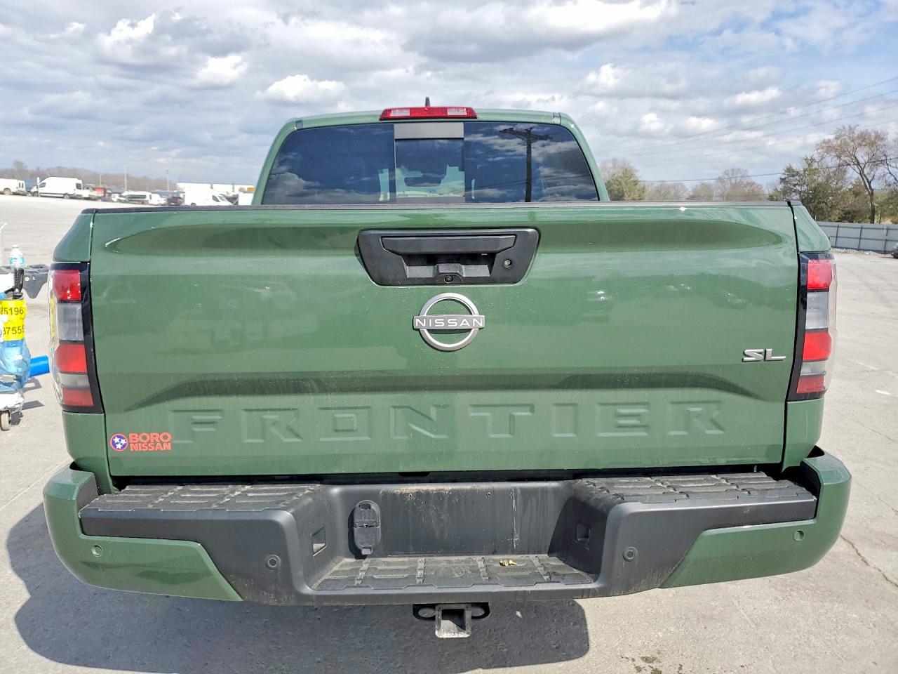 2024 NISSAN Frontier