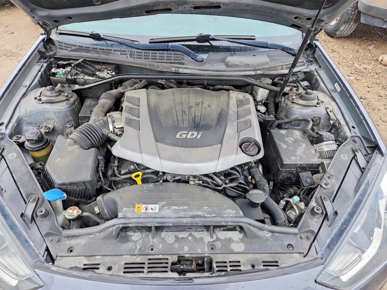 2015 HYUNDAI GENESIS