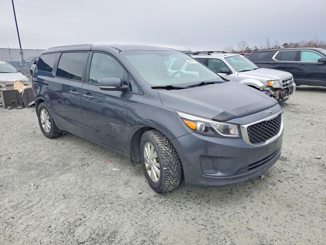 2015 KIA SEDONA