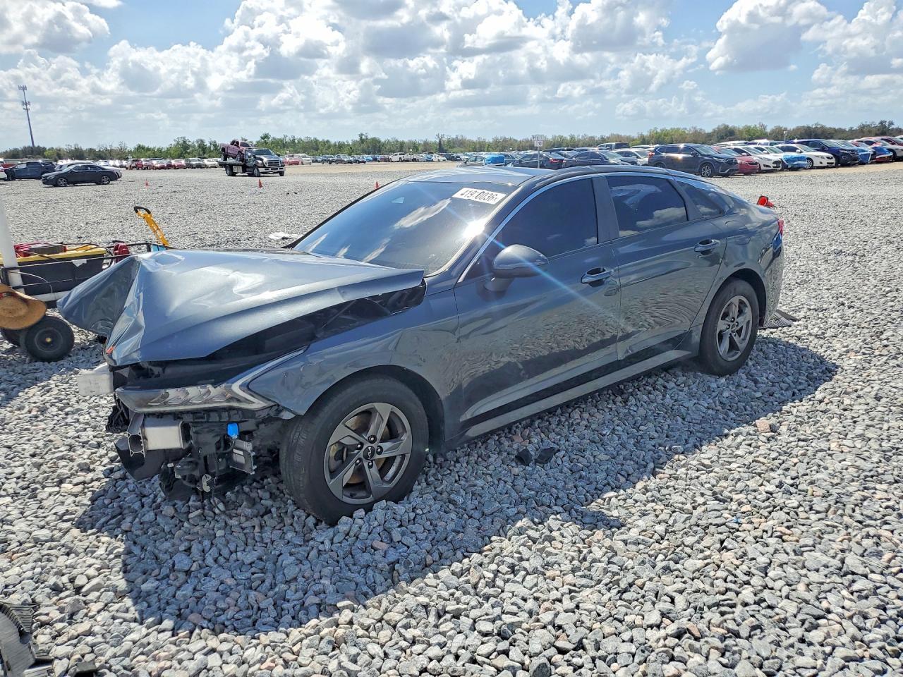 2023 KIA K5