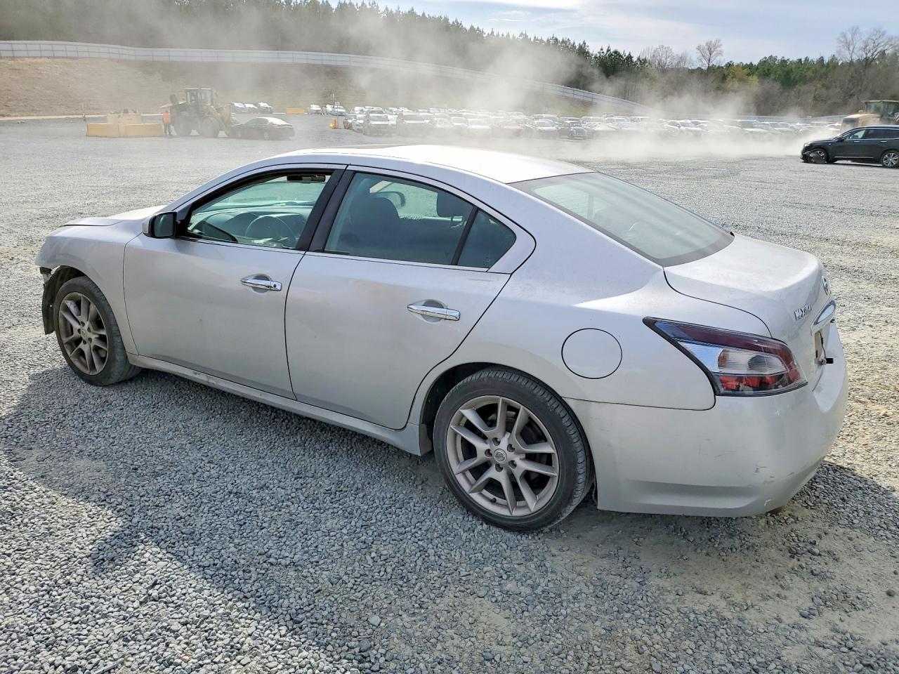2013 NISSAN Maxima