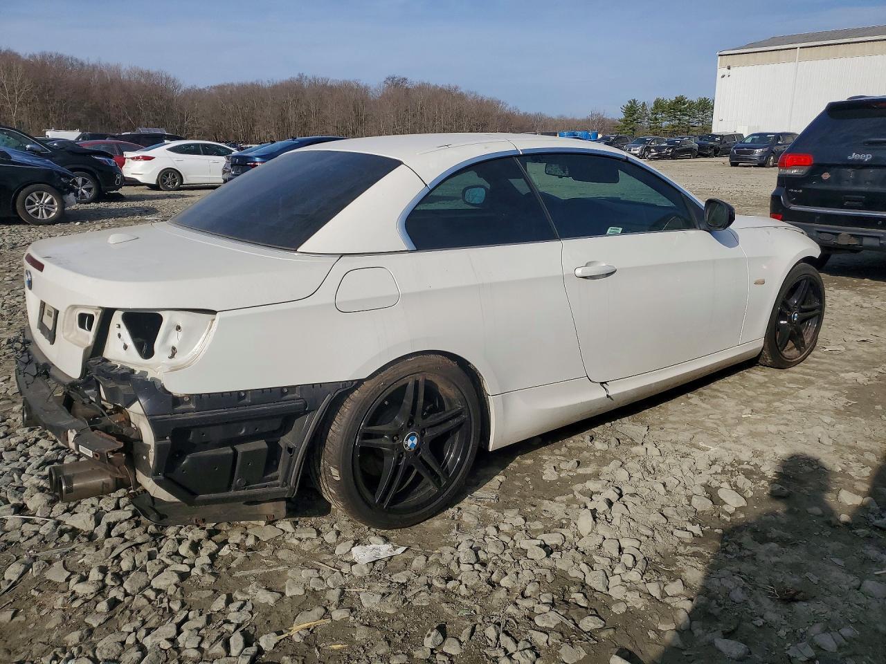 2011 BMW 3 SERIES
