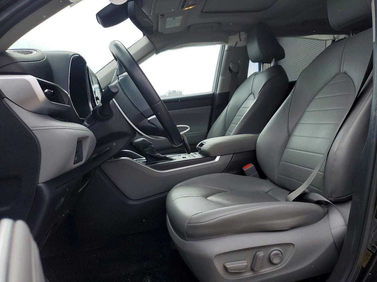 2022 TOYOTA HIGHLANDER