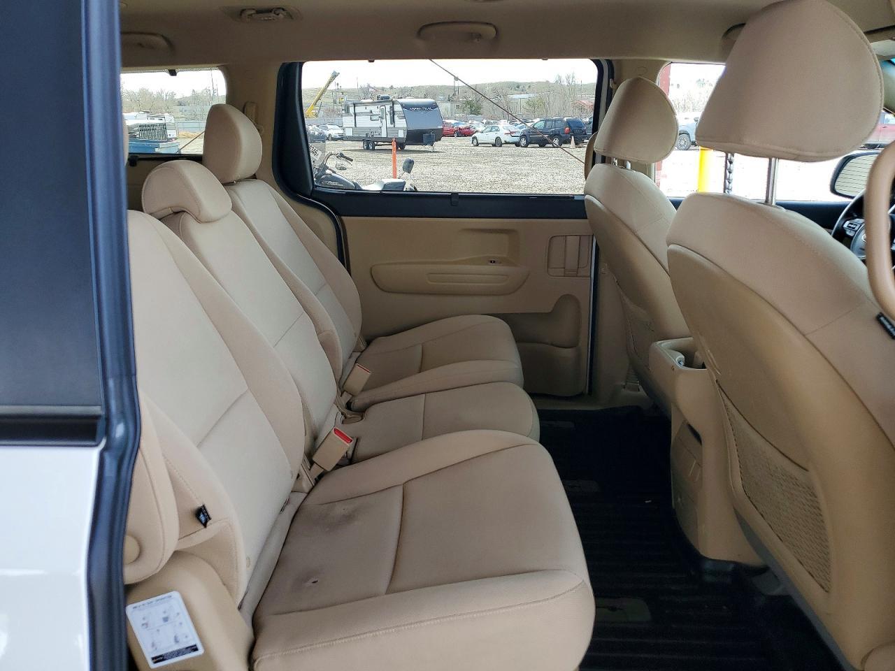 2015 KIA SEDONA