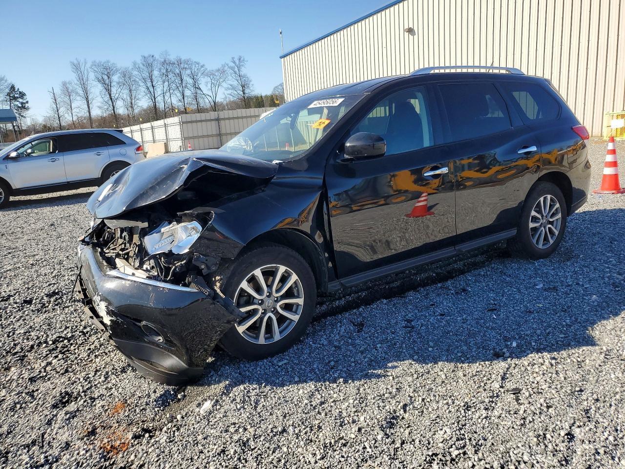 2016 NISSAN PATHFINDER