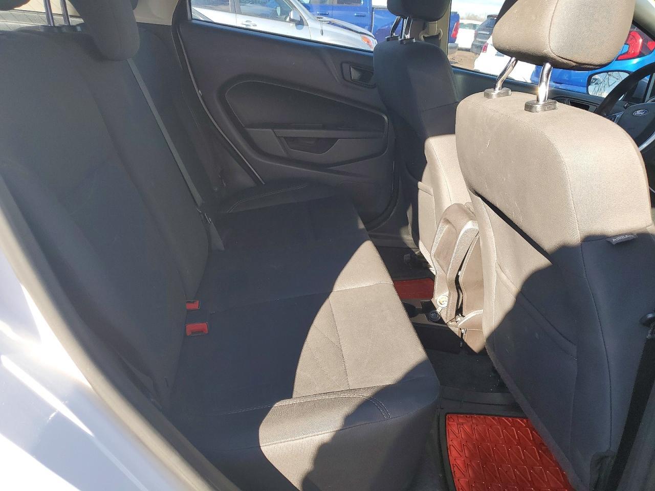 2017 FORD Fiesta