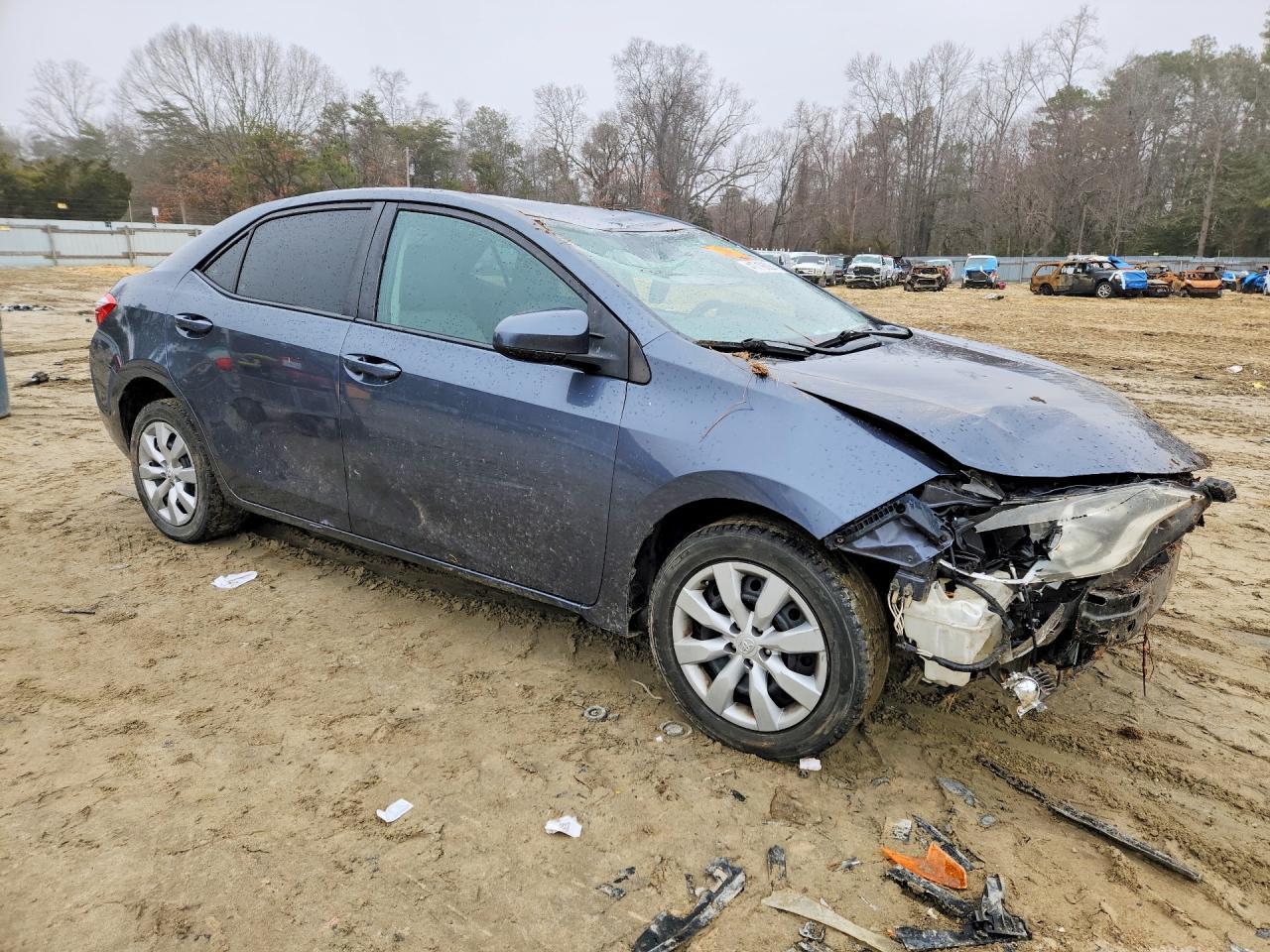 2015 TOYOTA COROLLA