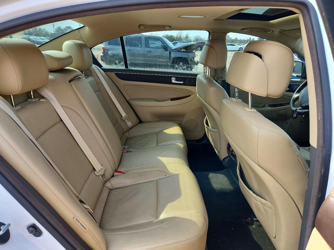 2013 HYUNDAI GENESIS