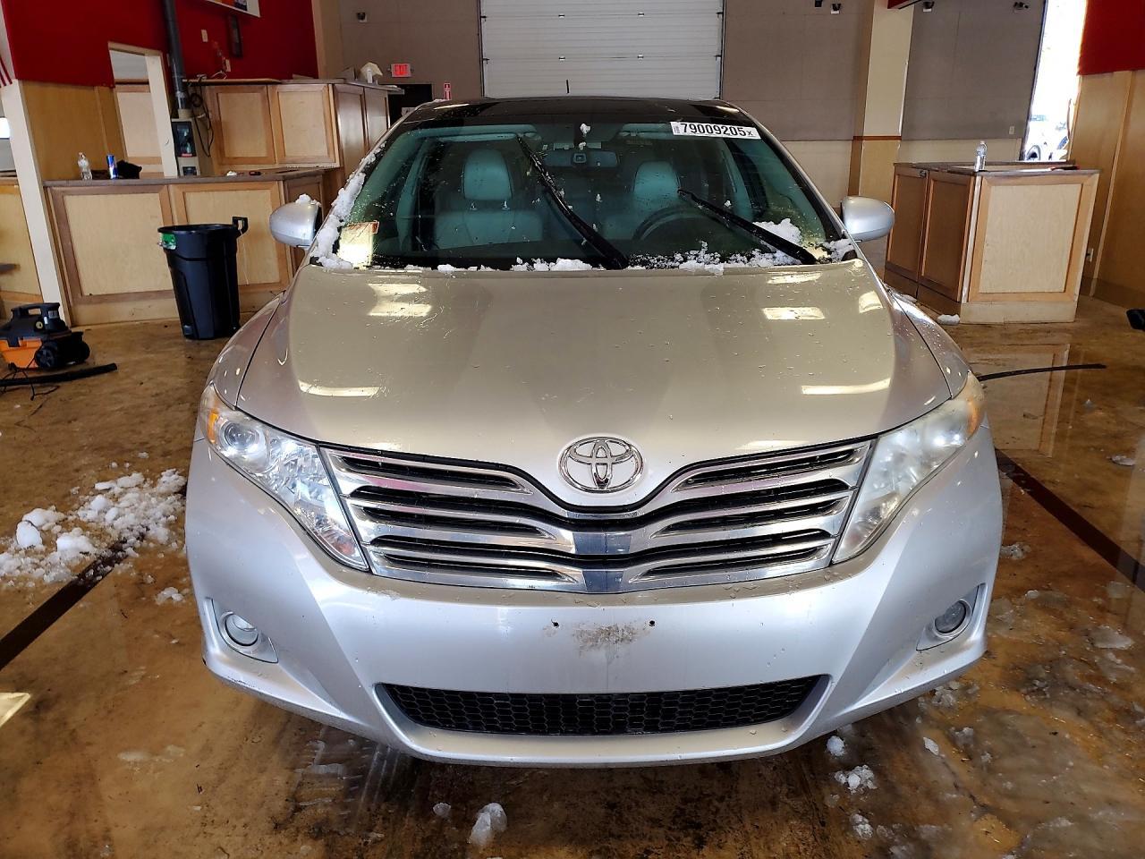 2011 TOYOTA VENZA