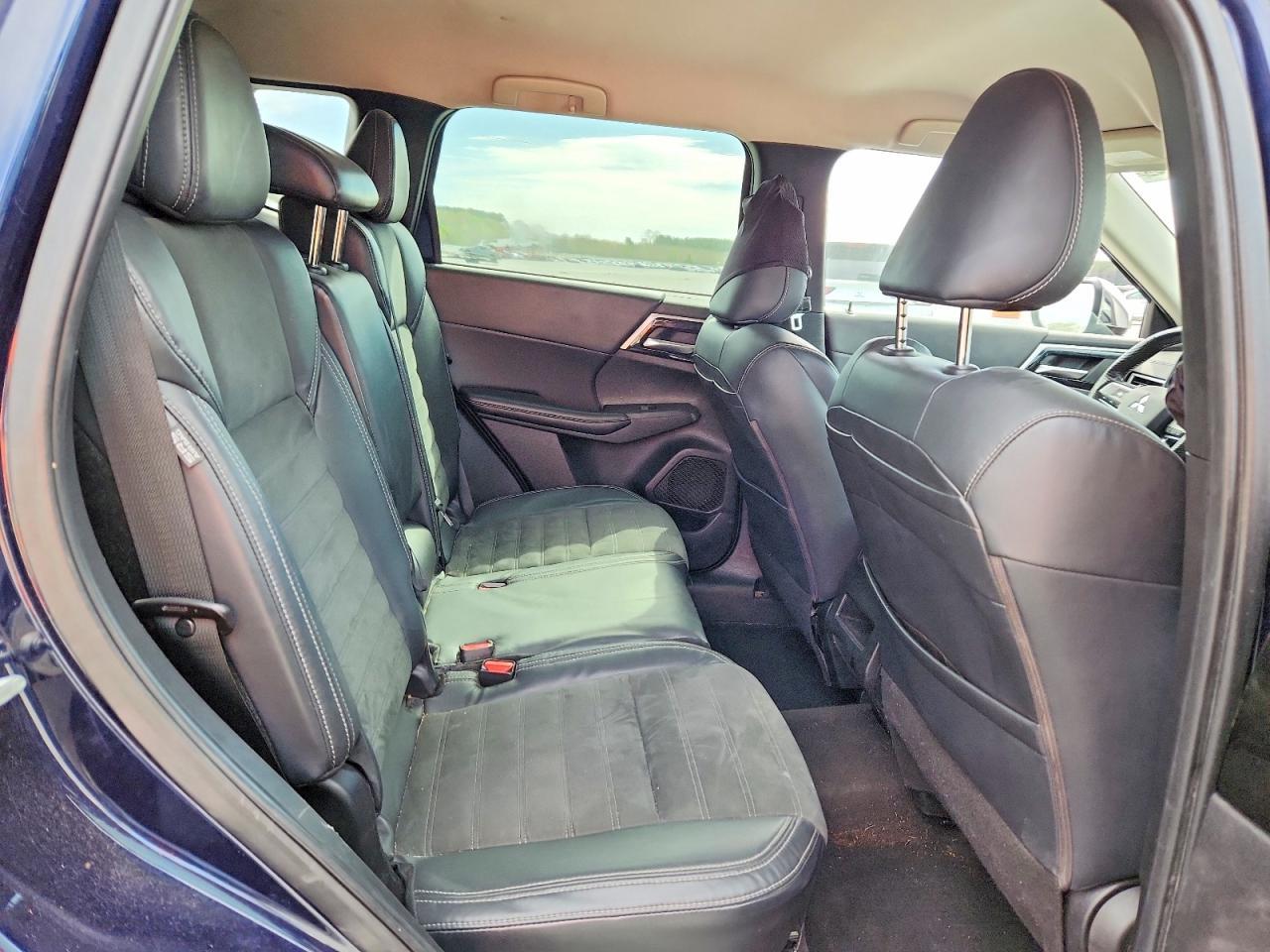 2022 MITSUBISHI outlander