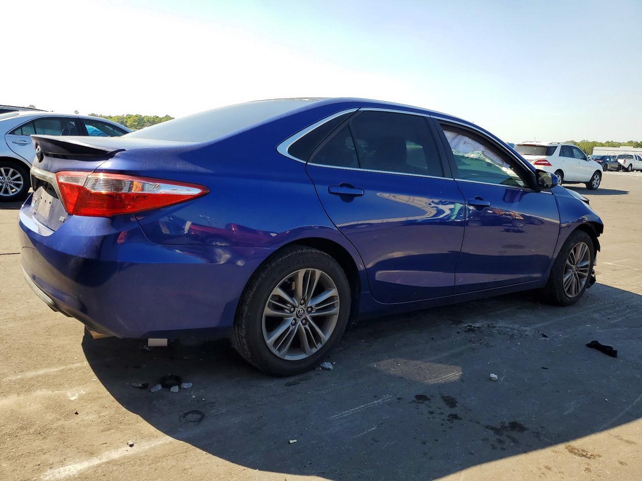 2015 TOYOTA CAMRY