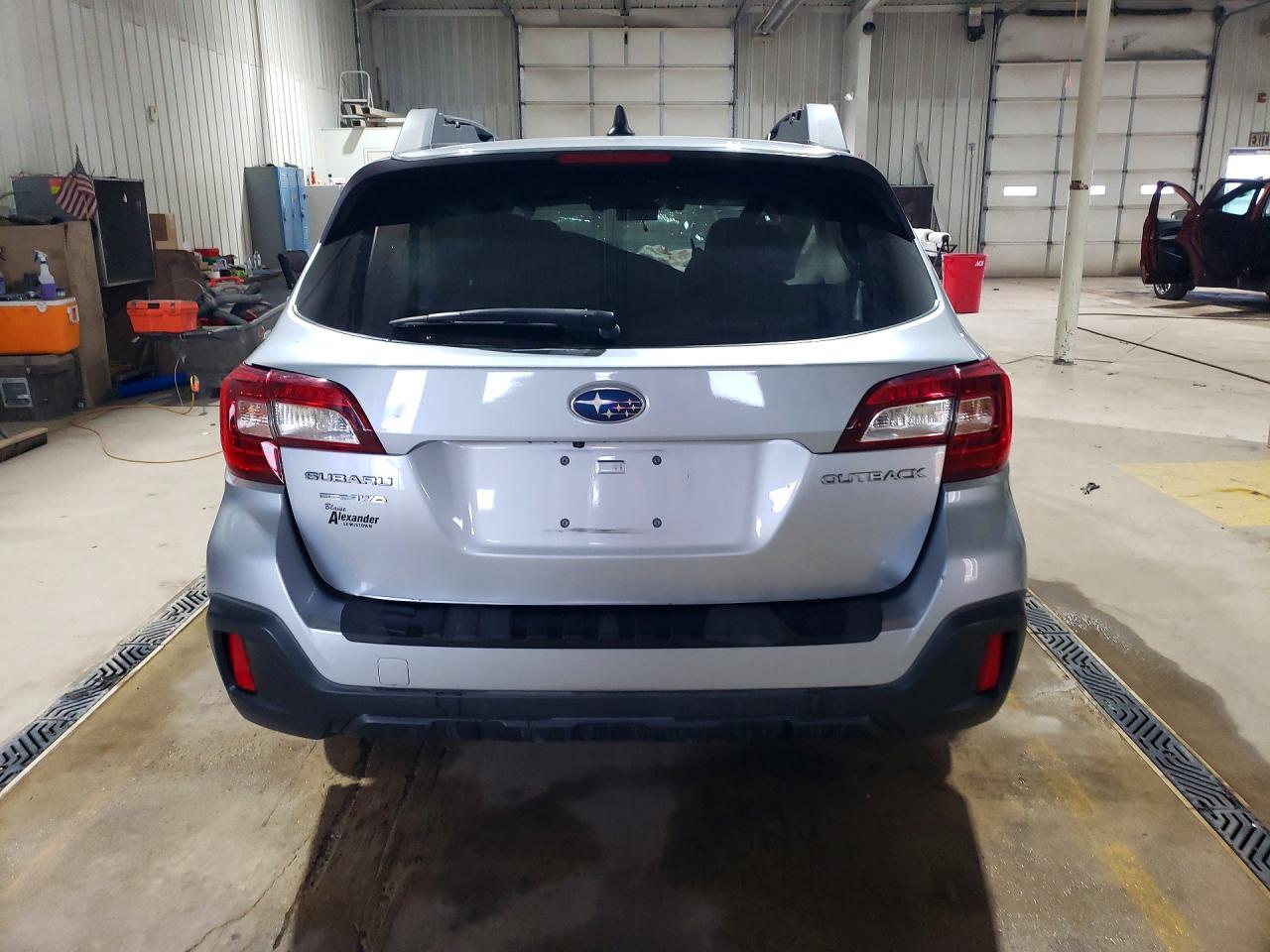 2019 SUBARU Outback
