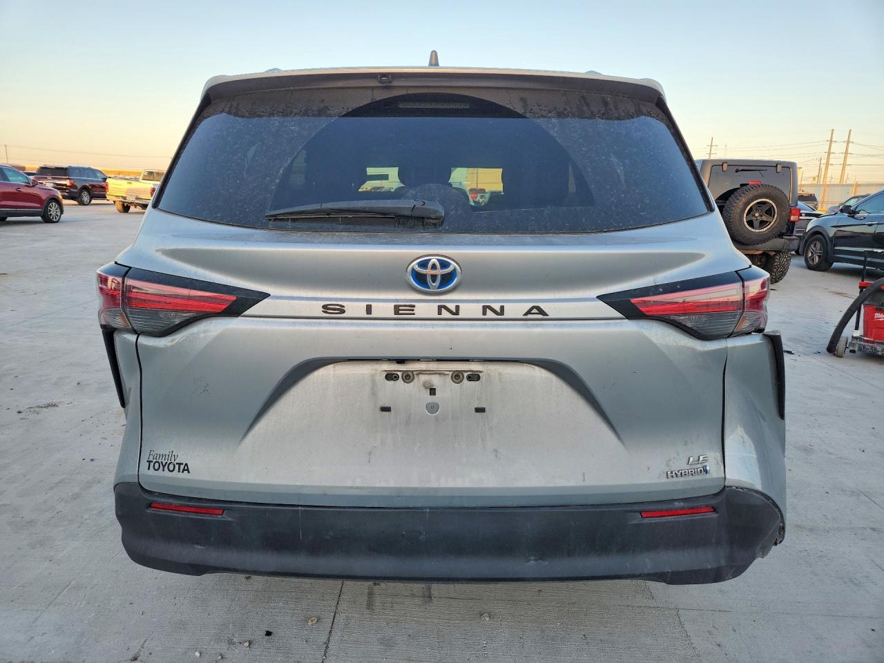 2021 TOYOTA SIENNA