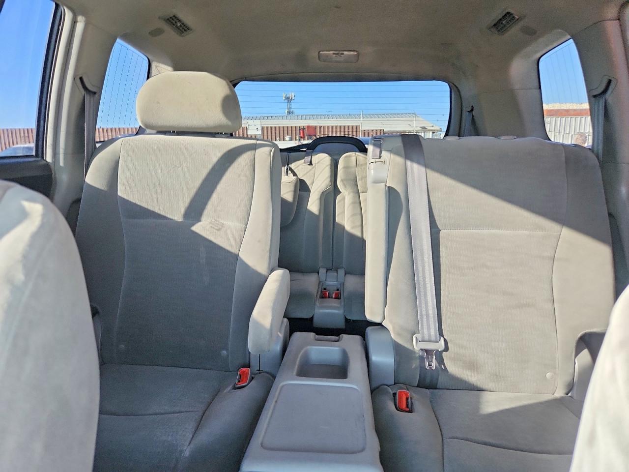 2011 TOYOTA HIGHLANDER