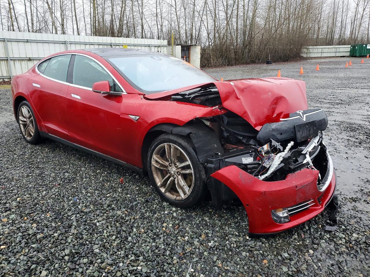 2015 TESLA MODEL S