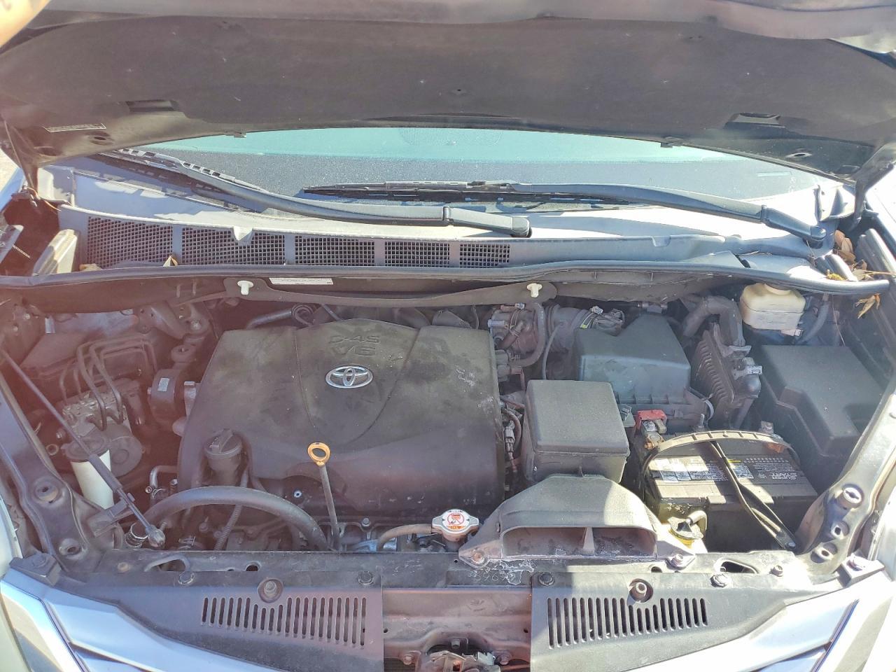 2017 TOYOTA SIENNA