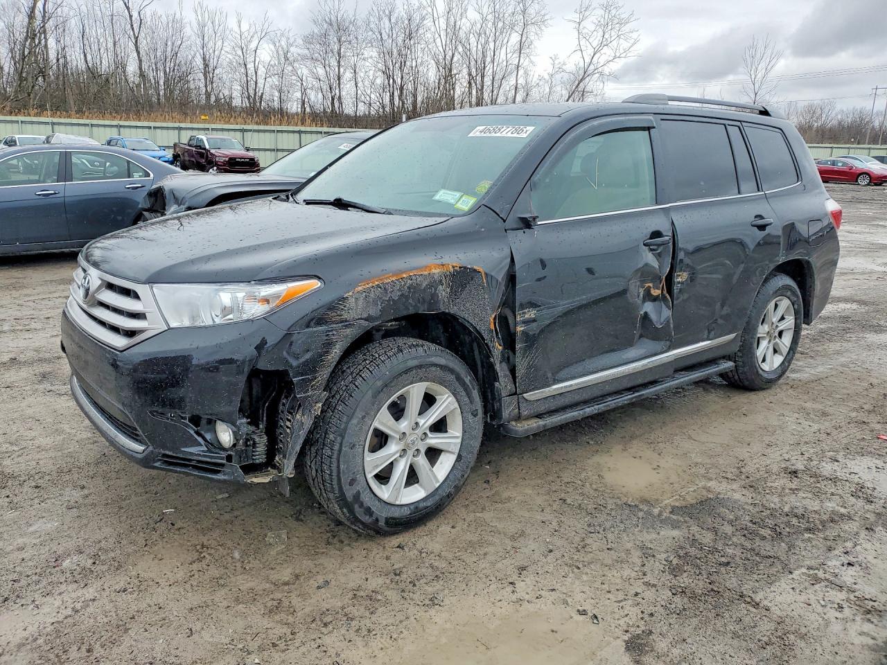 2011 TOYOTA HIGHLANDER