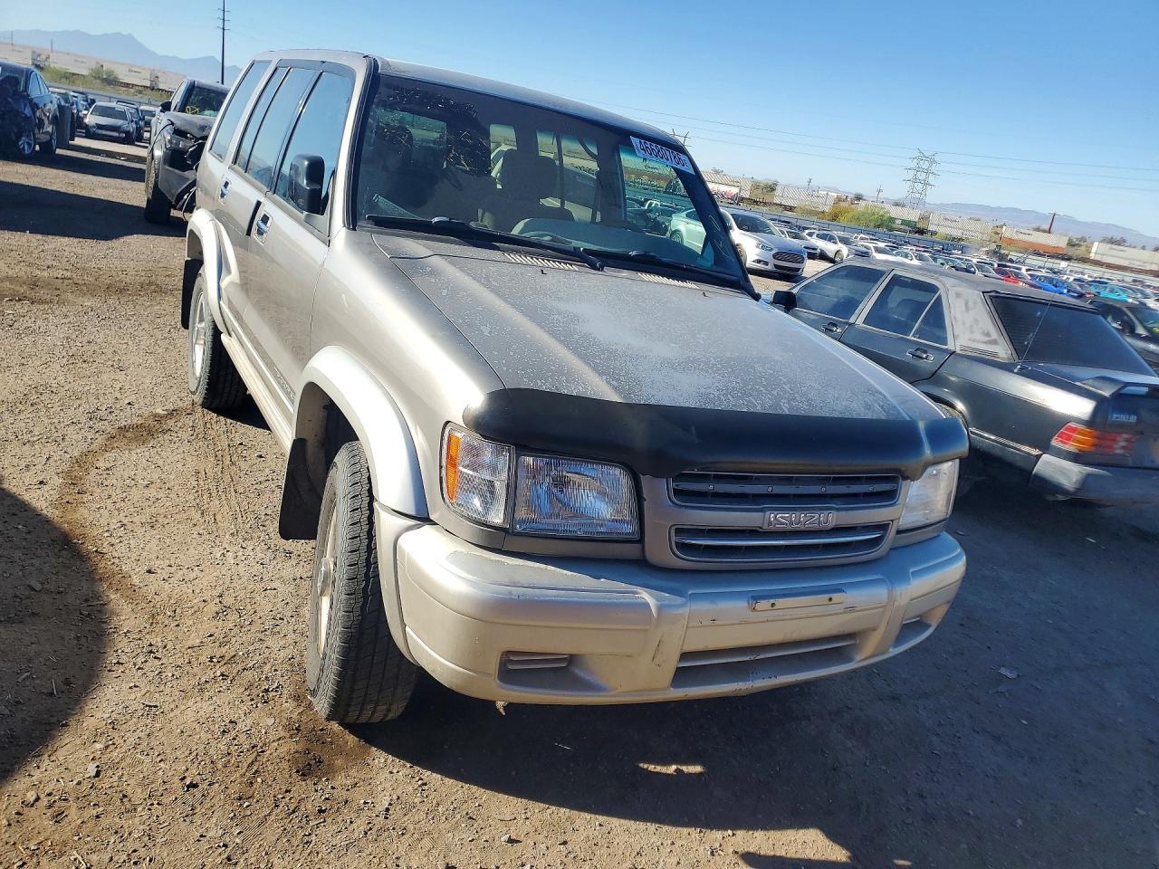 2002 ISUZU Trooper