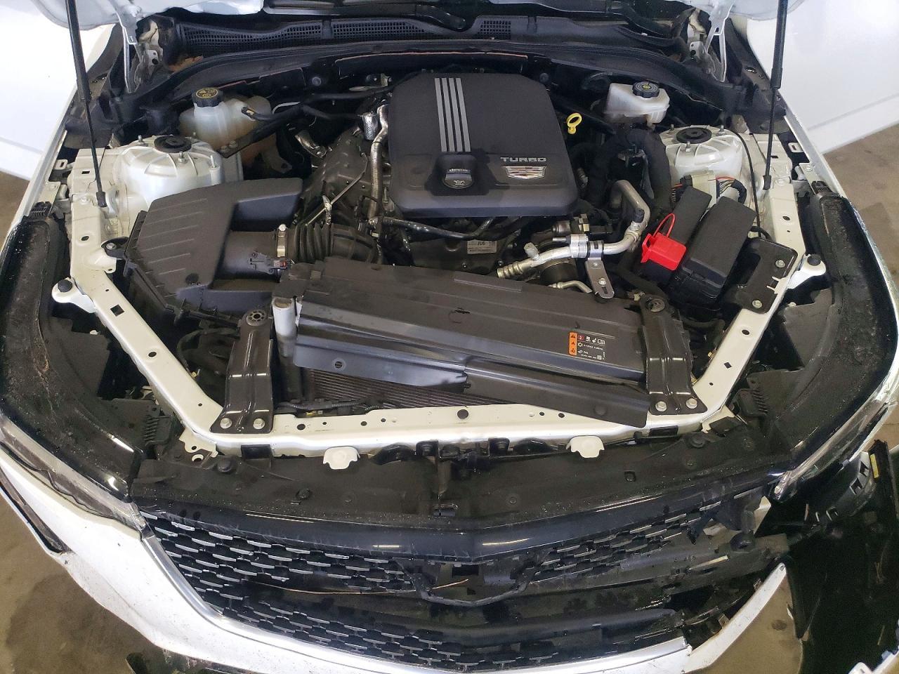 2022 CADILLAC CT4