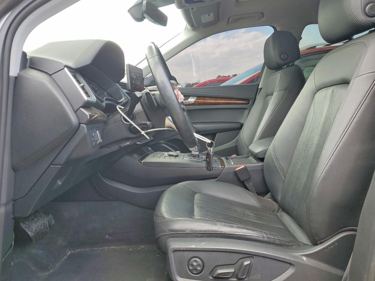 2020 AUDI Q5