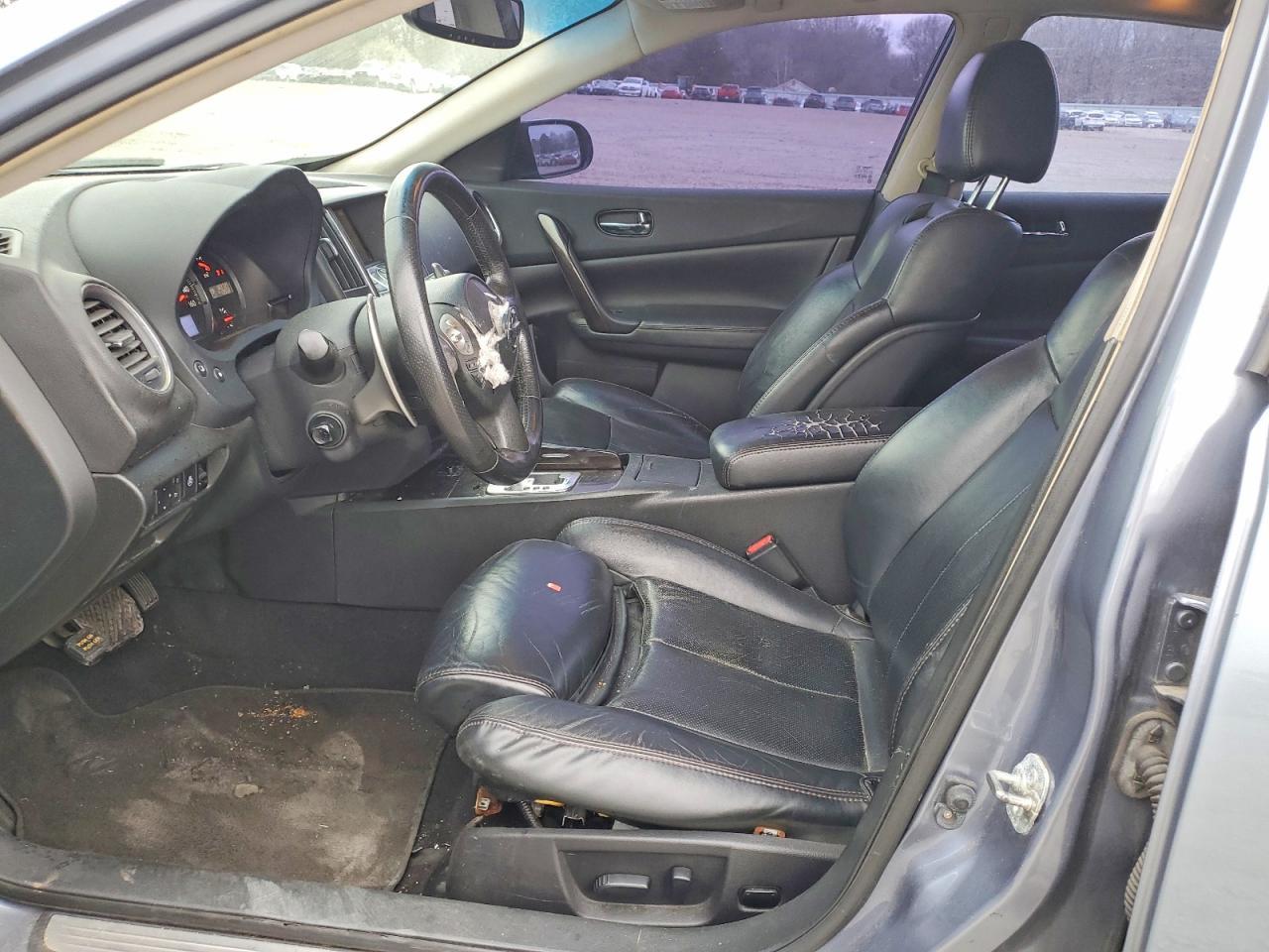 2012 NISSAN Maxima