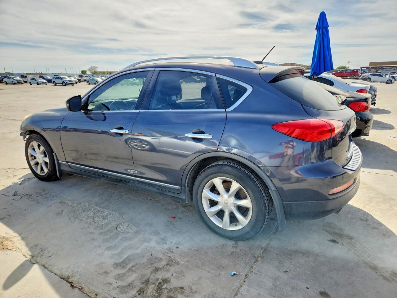 2010 INFINITI EX35