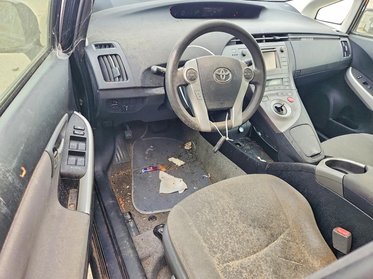 2014 TOYOTA PRIUS