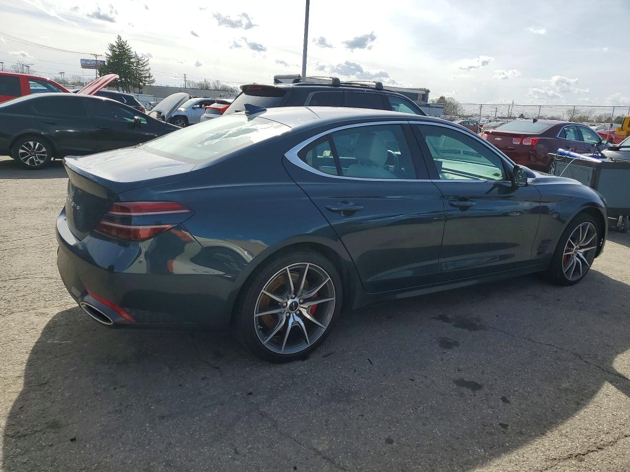 2025 GENESIS G70
